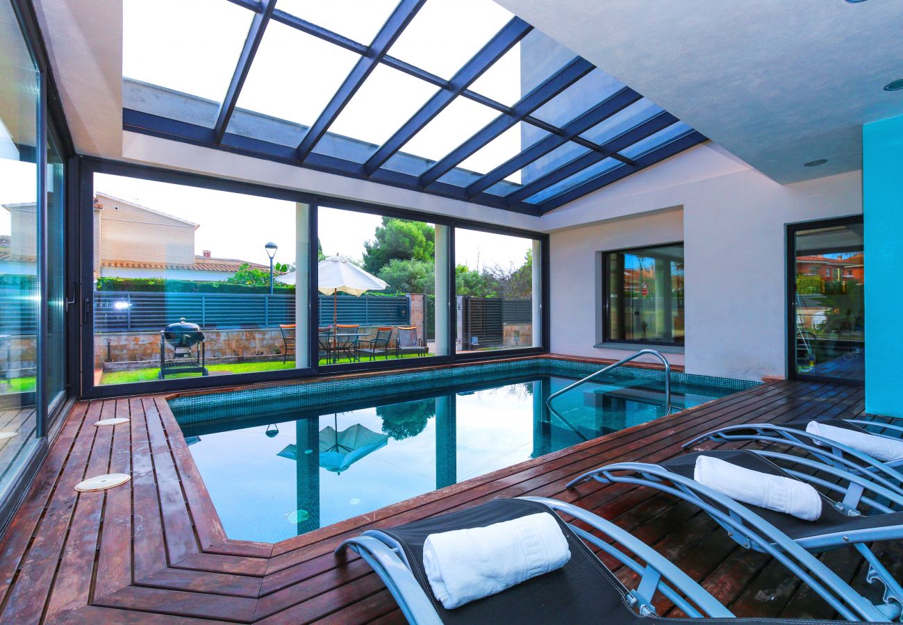 Villa in Cambrils - Villa GIRASOL 