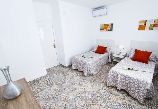 Villa in Cambrils - Villa SANTORINI Villa in Cambrils - Villa SANTORINI