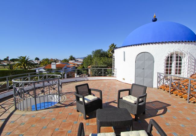 Villa in Cambrils - Villa SANTORINI Villa in Cambrils - Villa SANTORINI