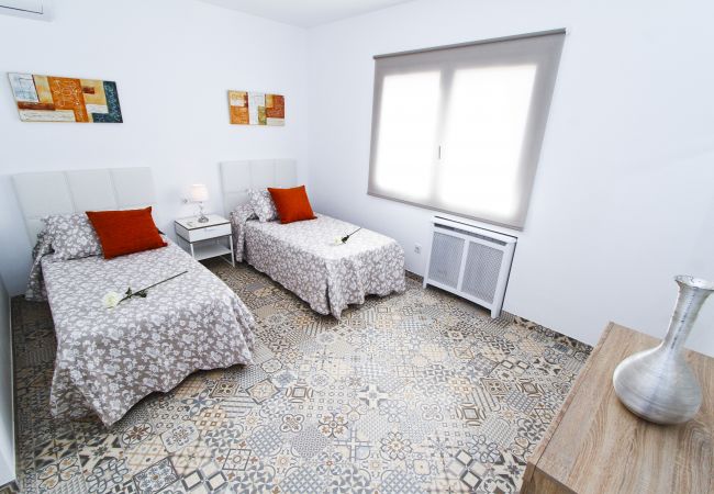 Villa in Cambrils - Villa SANTORINI Villa in Cambrils - Villa SANTORINI