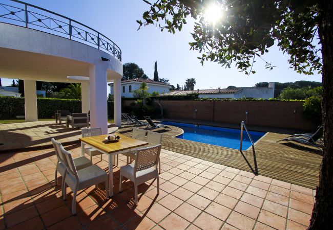 Villa in Cambrils - Villa SANTORINI Villa in Cambrils - Villa SANTORINI