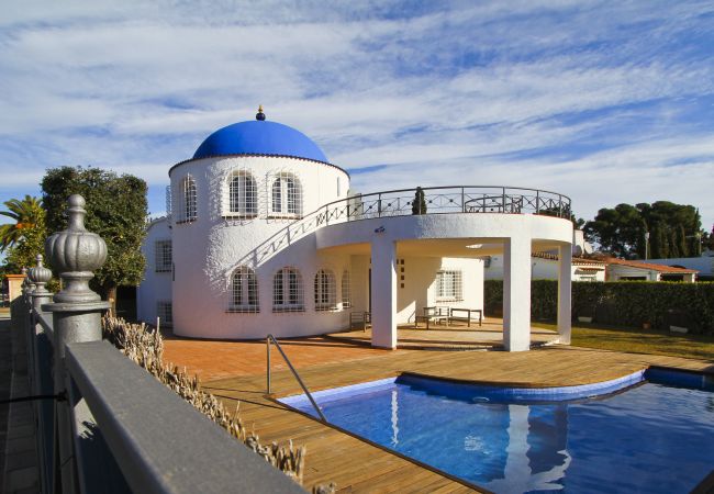 Villa in Cambrils - Villa SANTORINI Villa in Cambrils - Villa SANTORINI