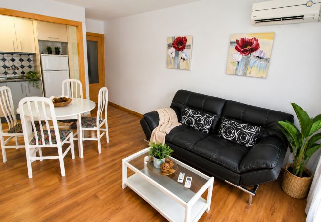 Apartment in Cambrils - Apartment in Platja Vilafortuny – A/C and parking