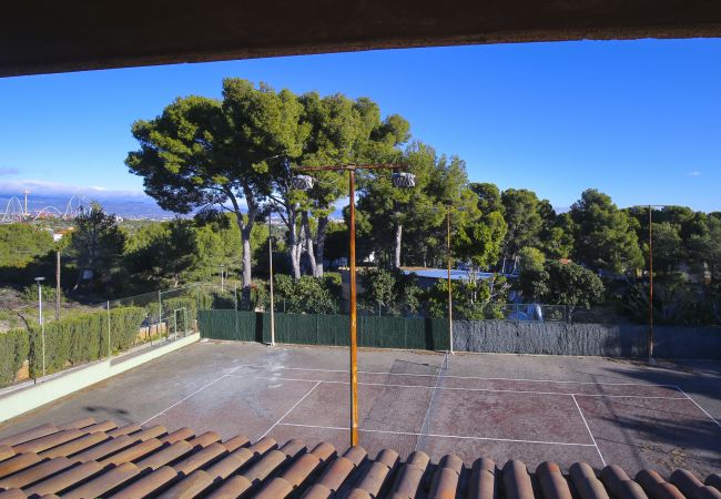 Villa in Salou - Villa SERENA - Only Families  Villa in Salou - Villa SERENA - Only Families