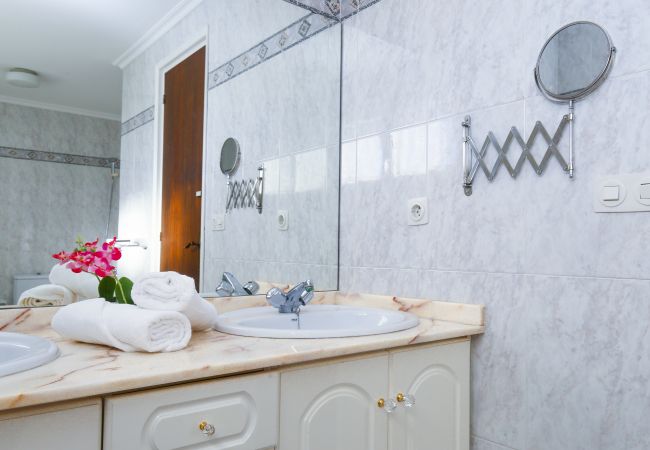 Villa in Salou - Villa SERENA - Only Families  Villa in Salou - Villa SERENA - Only Families