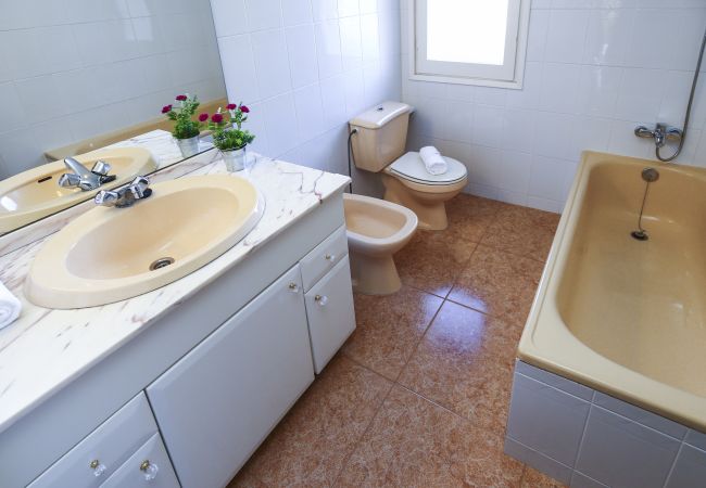 Villa in Salou - Villa SERENA - Only Families  Villa in Salou - Villa SERENA - Only Families