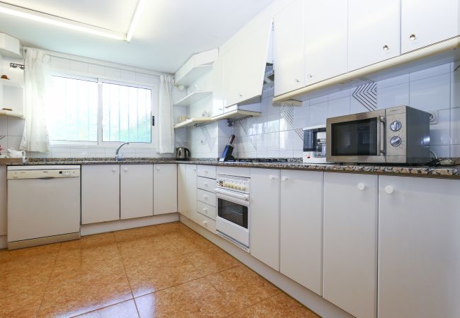 Villa in Salou - Villa SERENA - Only Families  Villa in Salou - Villa SERENA - Only Families