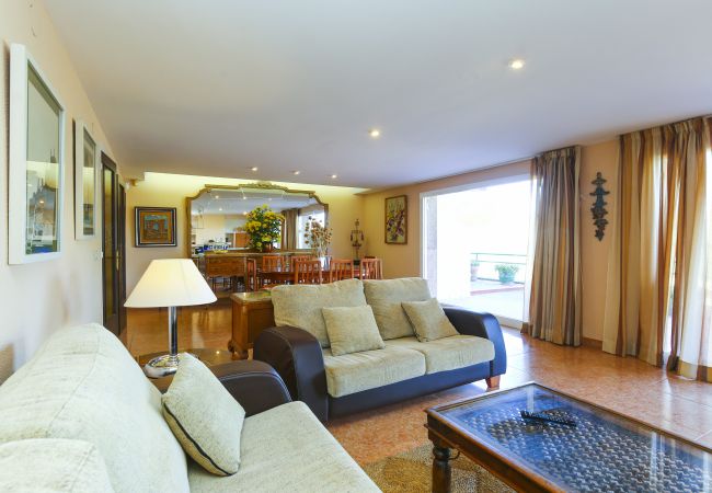 Villa in Salou - Villa SERENA - Only Families  Villa in Salou - Villa SERENA - Only Families