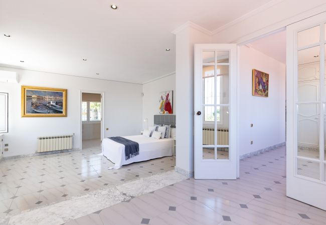 Villa in Salou - Villa CALMA  Villa in Salou - Villa CALMA
