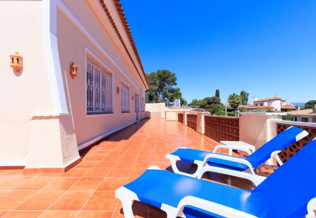 Villa in Salou - Villa CALMA  Villa in Salou - Villa CALMA