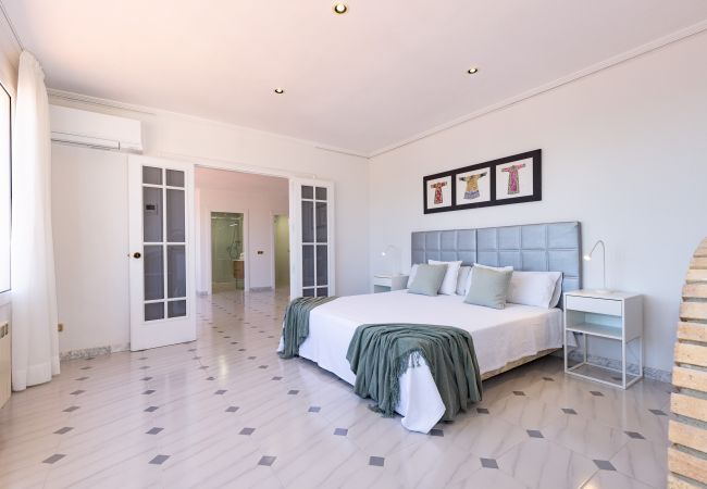 Villa in Salou - Villa CALMA  Villa in Salou - Villa CALMA