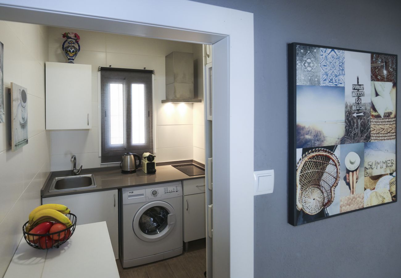 Apartment in Salou - SOLDUBA Apartment - A step away from the beach