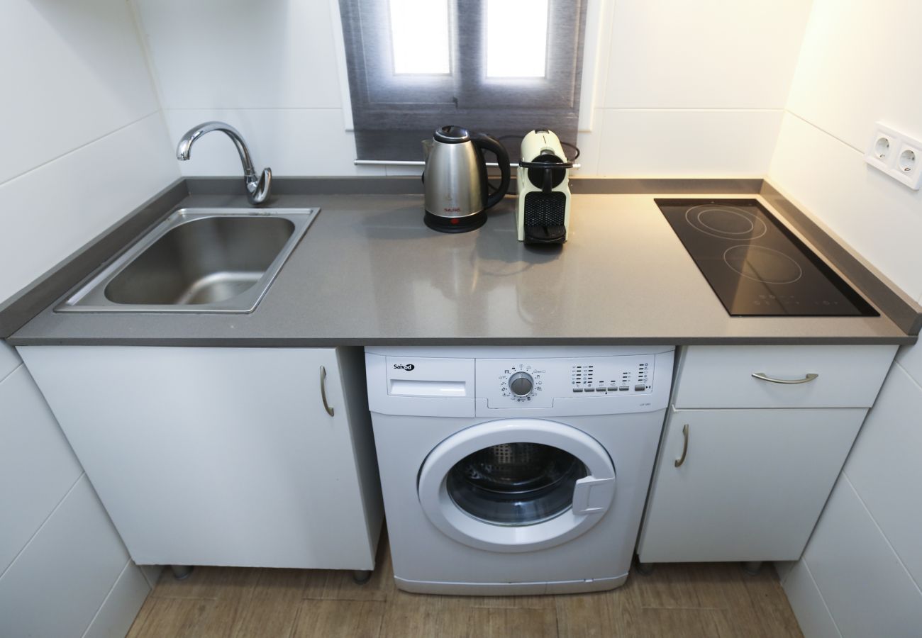 Apartment in Salou - SOLDUBA Apartment - A step away from the beach