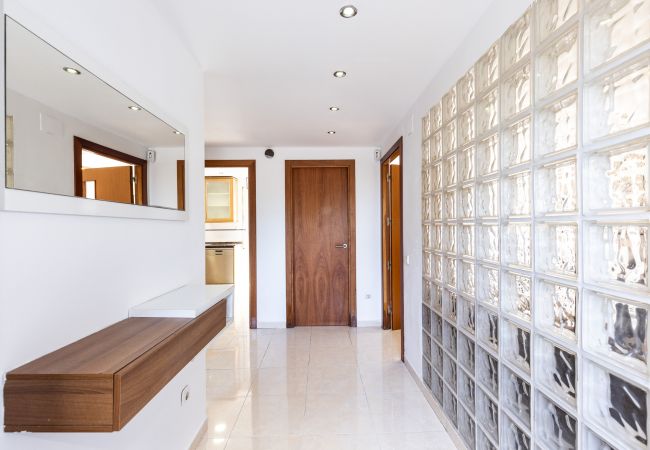 House in Salou - Villa ERA - Jacuzzi and Swimming Pool House in Salou - Villa ERA - Jacuzzi and Swimming Pool