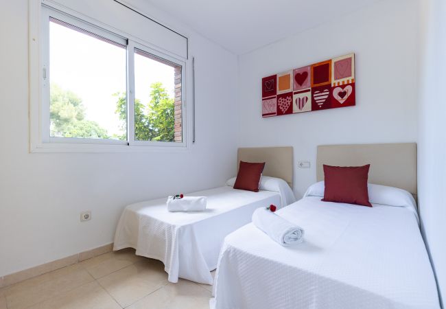 House in Salou - Villa ERA - Jacuzzi and Swimming Pool House in Salou - Villa ERA - Jacuzzi and Swimming Pool