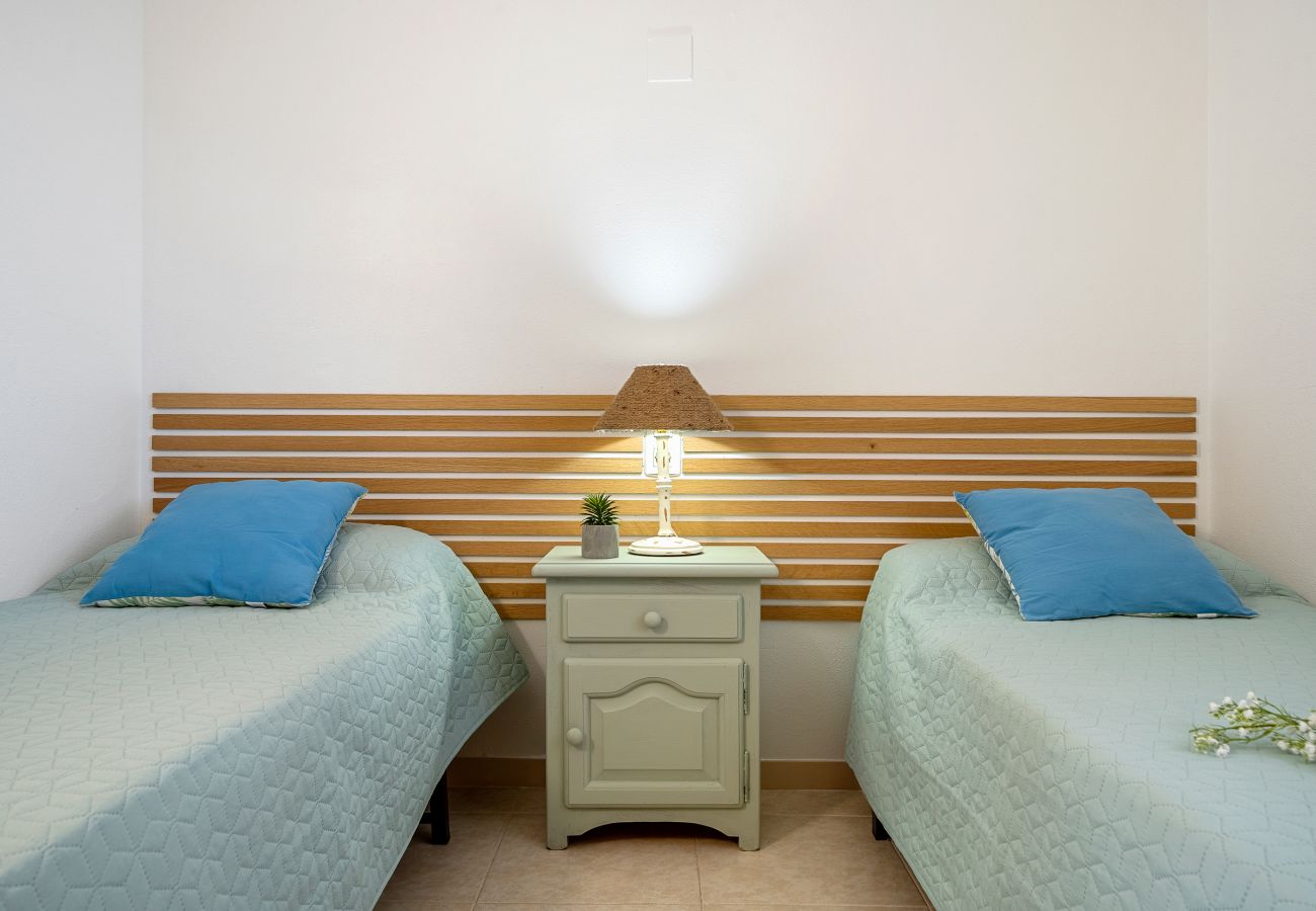 Apartment in La Pineda - MARE INTERNUM I 