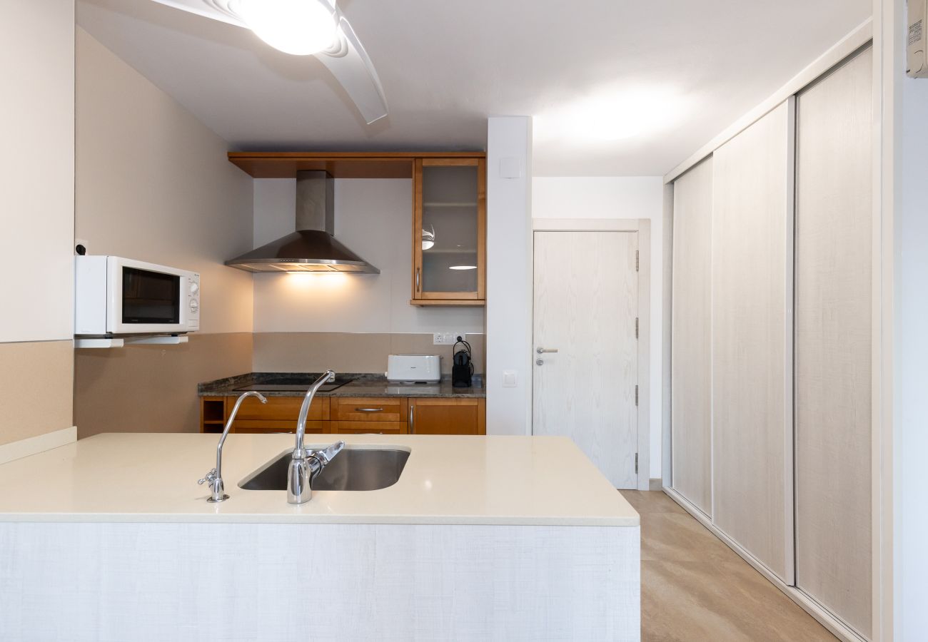 Apartment in La Pineda - TECAVI II Apartment
