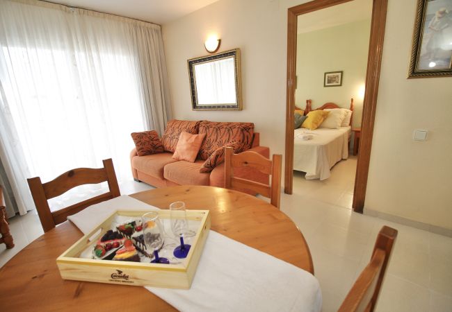 Apartment in Salou - ROYAL APARTMENTS SALOU Apartment in Salou - ROYAL APARTMENTS SALOU