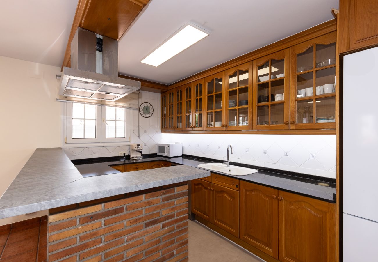 Villa in Cambrils - VILLA DORADA - La Llosa