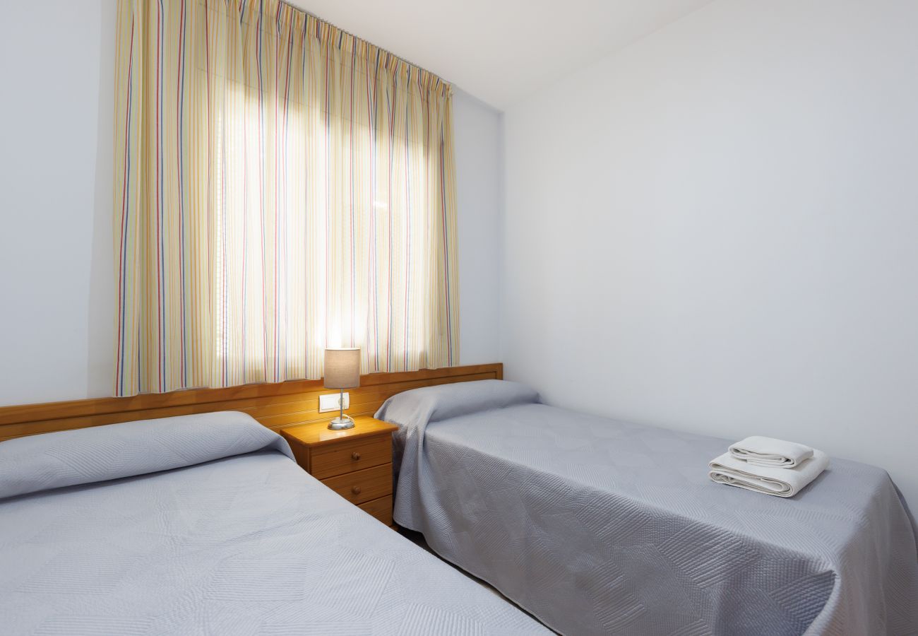 Apartment in La Pineda - NOVA PINEDA Apartments