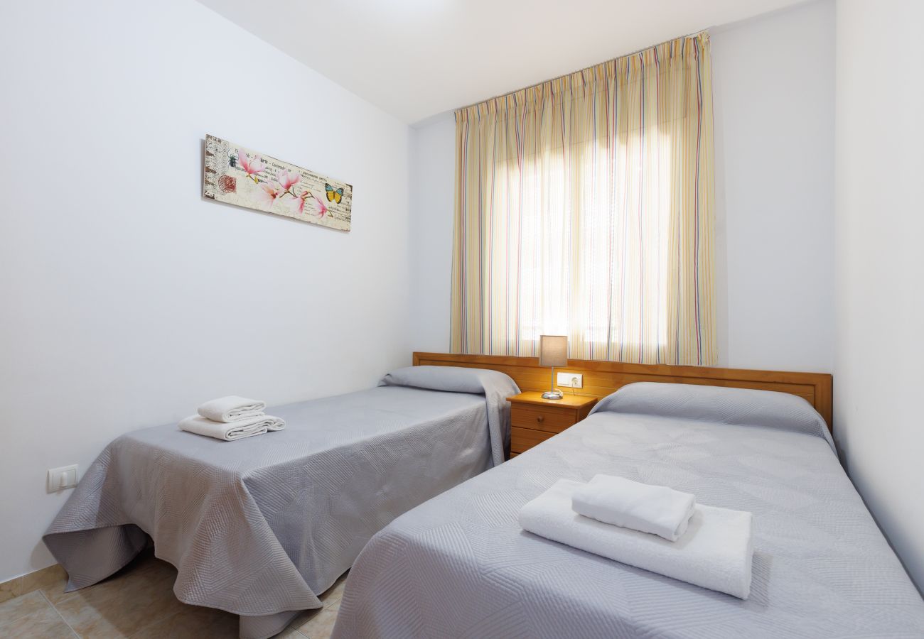 Apartment in La Pineda - NOVA PINEDA Apartments