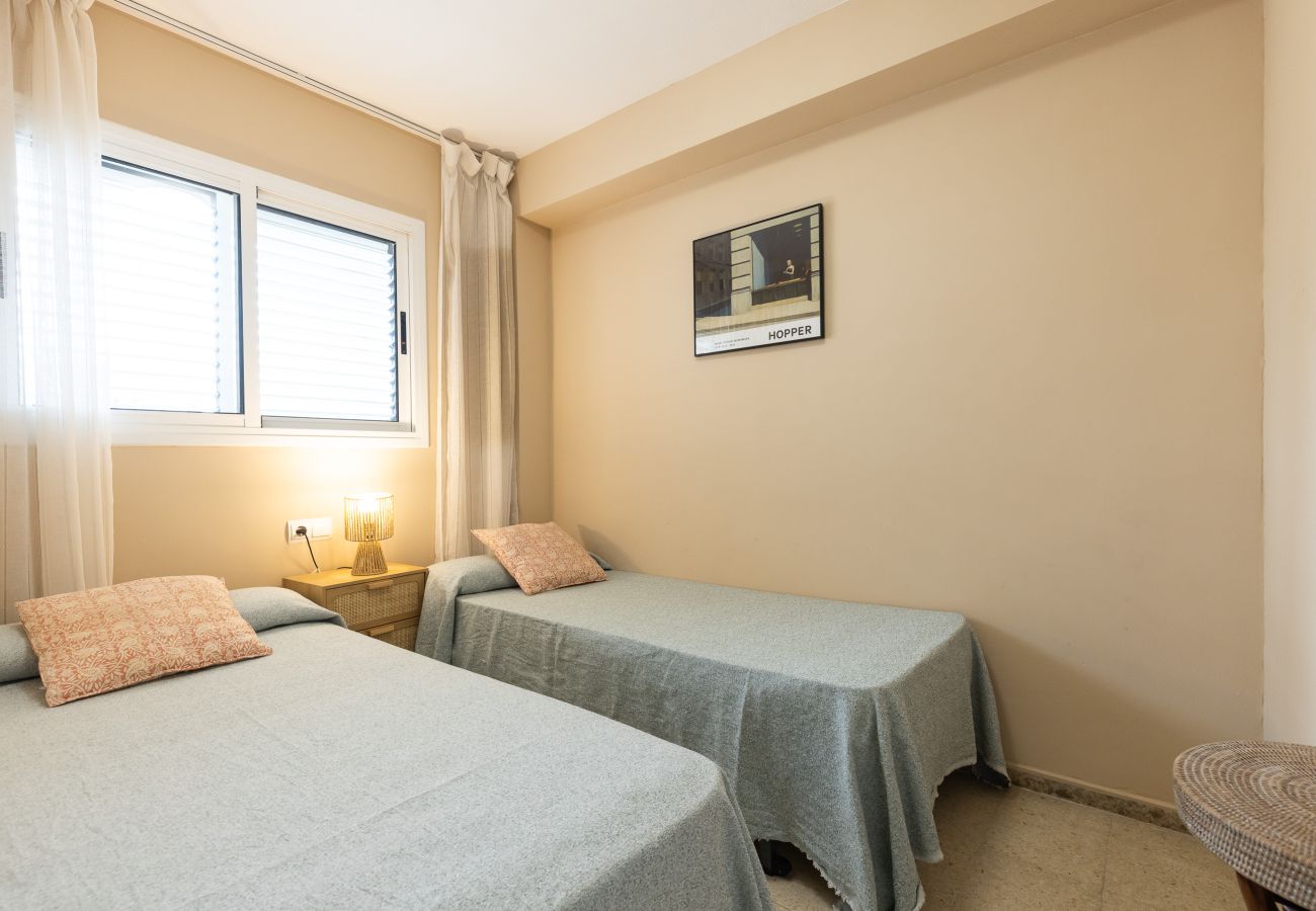 Apartment in La Pineda - BELL RACO Front Beach