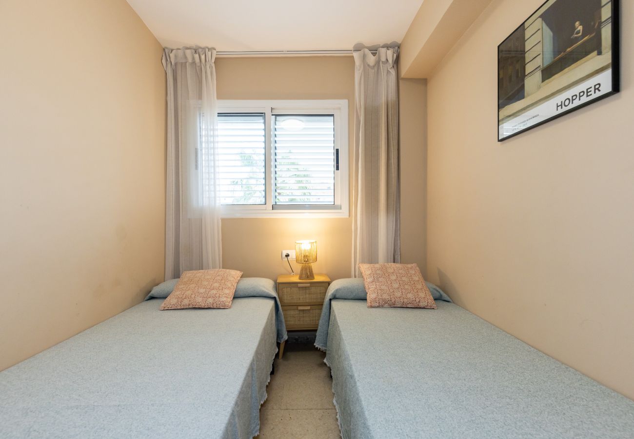 Apartment in La Pineda - BELL RACO Front Beach