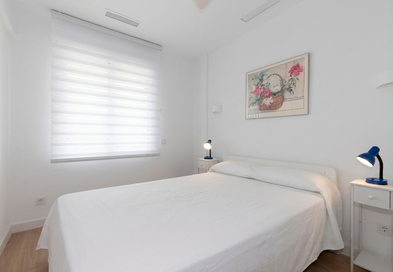 Apartment in La Pineda - TECAVI III Apartment