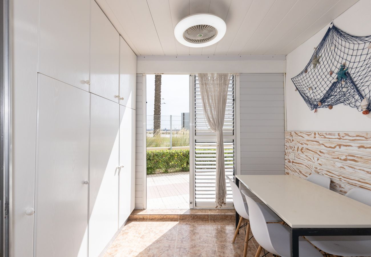 Apartment in Vila Seca - Paradis Playa Studio - Directly on the beach