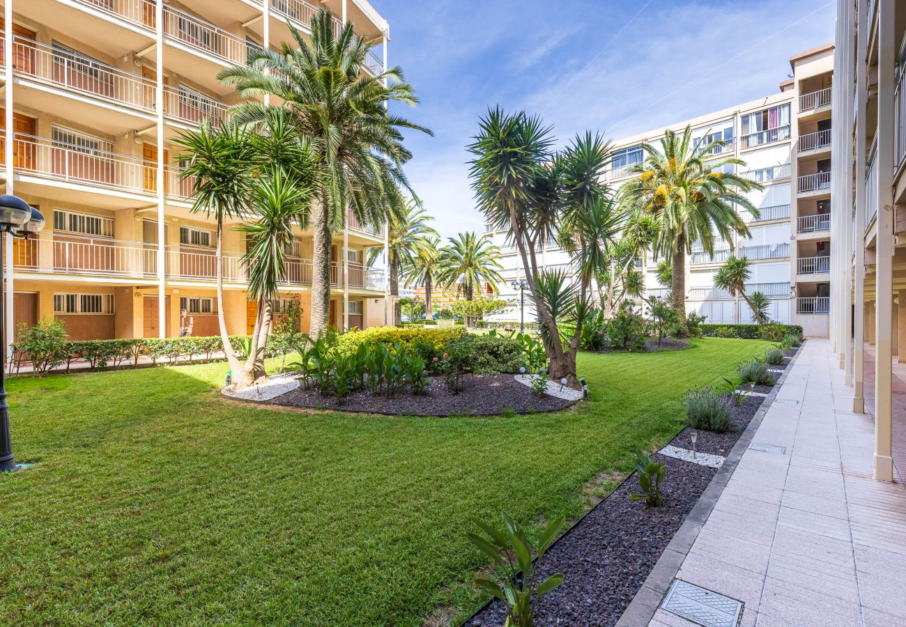 Apartment in Vila Seca - Paradis Playa Studio - Directly on the beach