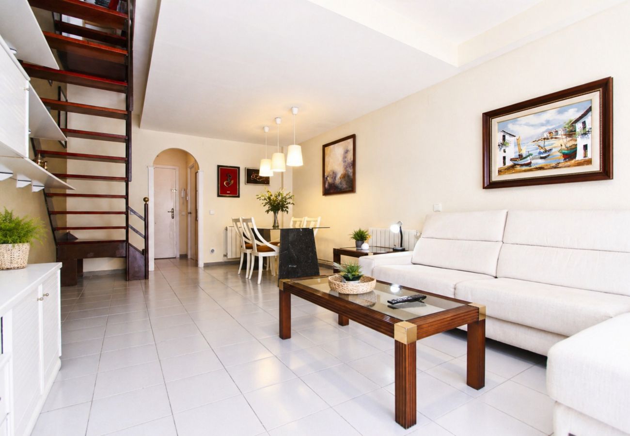 Maison à Cambrils - Maison mitoyenne avec piscine à La Llosa