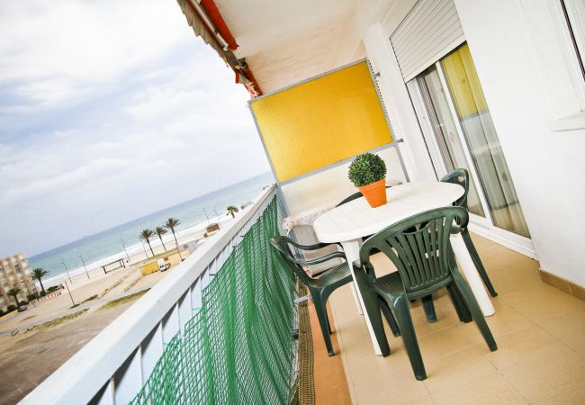 Appartement à La Pineda - PINEDA 3 avec vue mer, plage à 100m Appartement à La Pineda - PINEDA 3 avec vue mer, plage à 100m