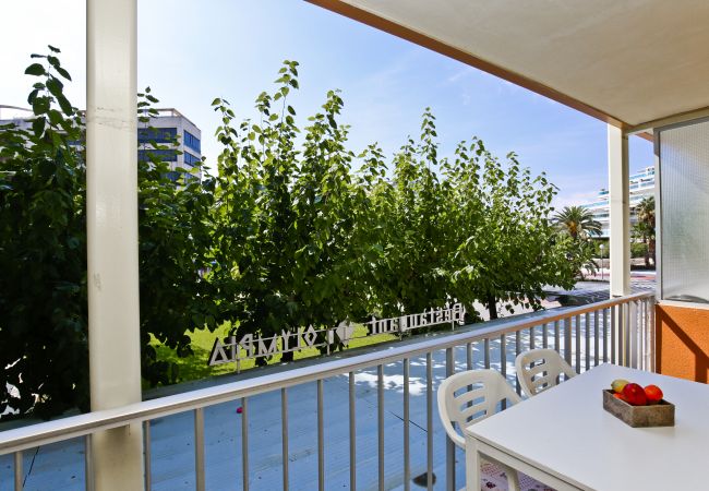 Appartement à La Pineda - PINEDA 5 avec piscine commune, plage à 100m Appartement à La Pineda - PINEDA 5 avec piscine commune, plage à 100m