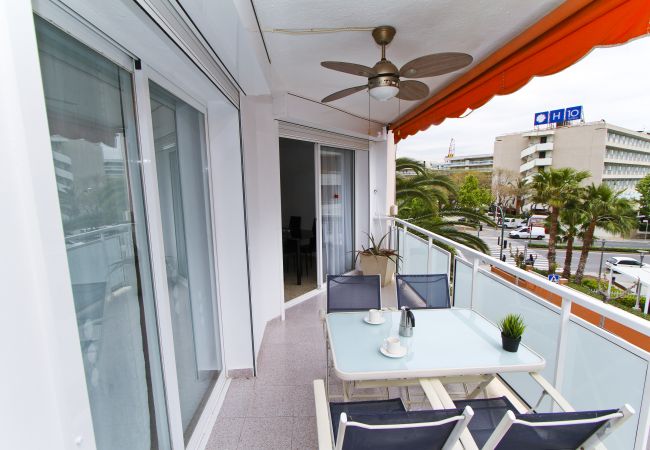 Appartement à Salou - OKSANA Apartment - Centre-ville et près de PortAventura Appartement à Salou - OKSANA Apartment - Centre-ville et près de PortAventura