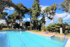 Villa à Vila Seca - COLONIAL Villa historique avec piscine privée, salle de sport, court de tennis.