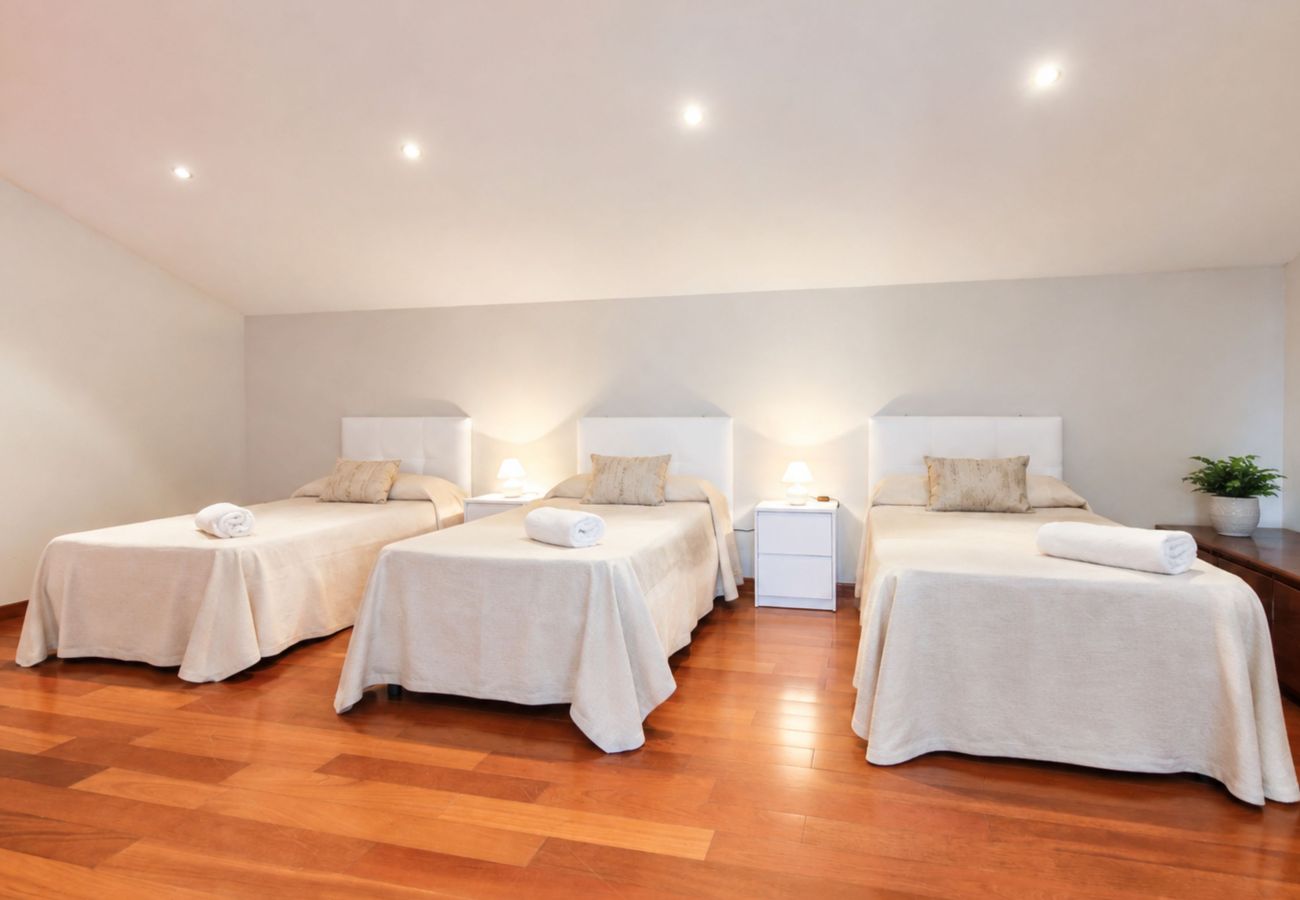 Villa à Cambrils - Villa avec piscine couverte à Vilafortuny