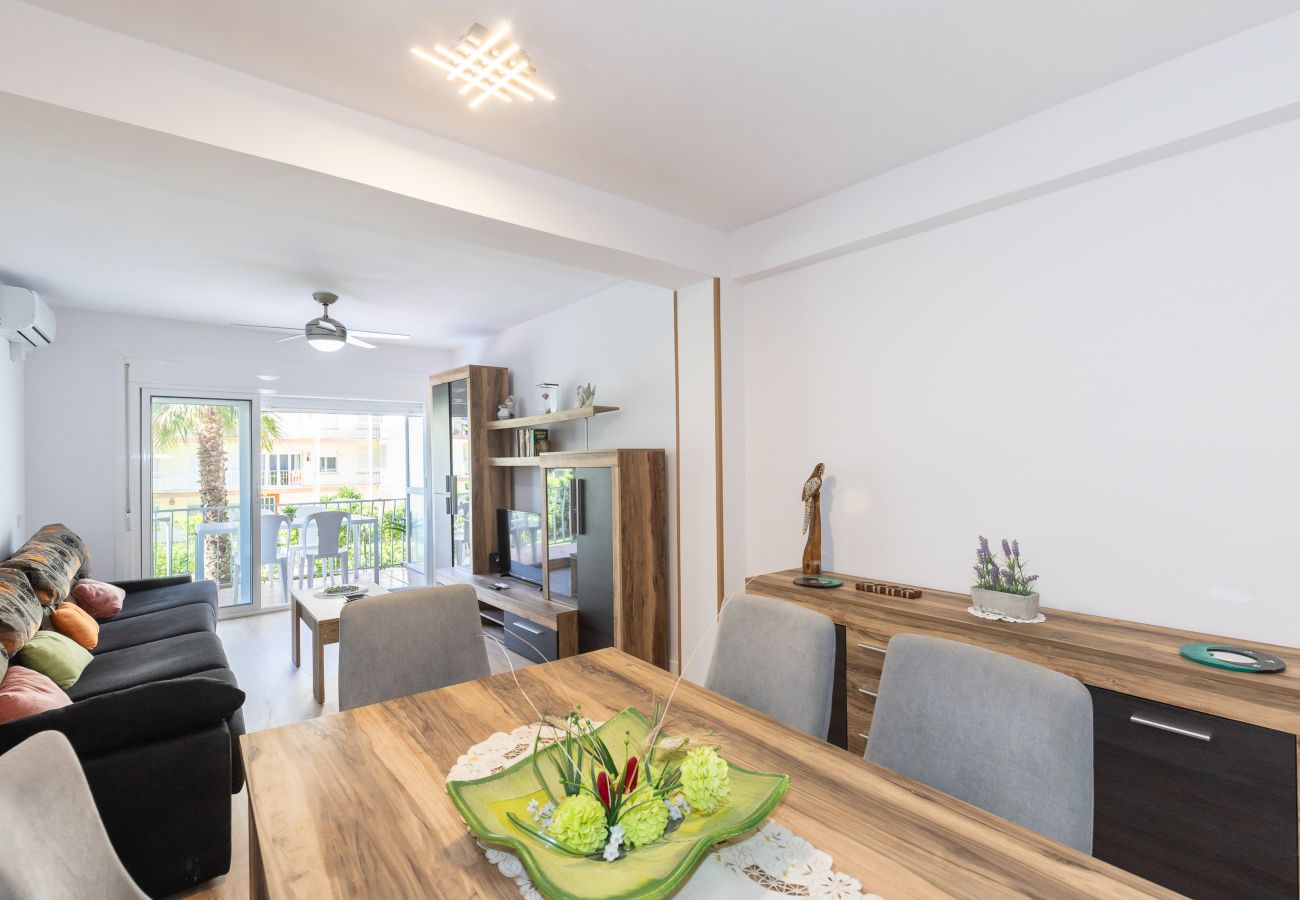 Appartement à La Pineda - ADRIAN Apartment 