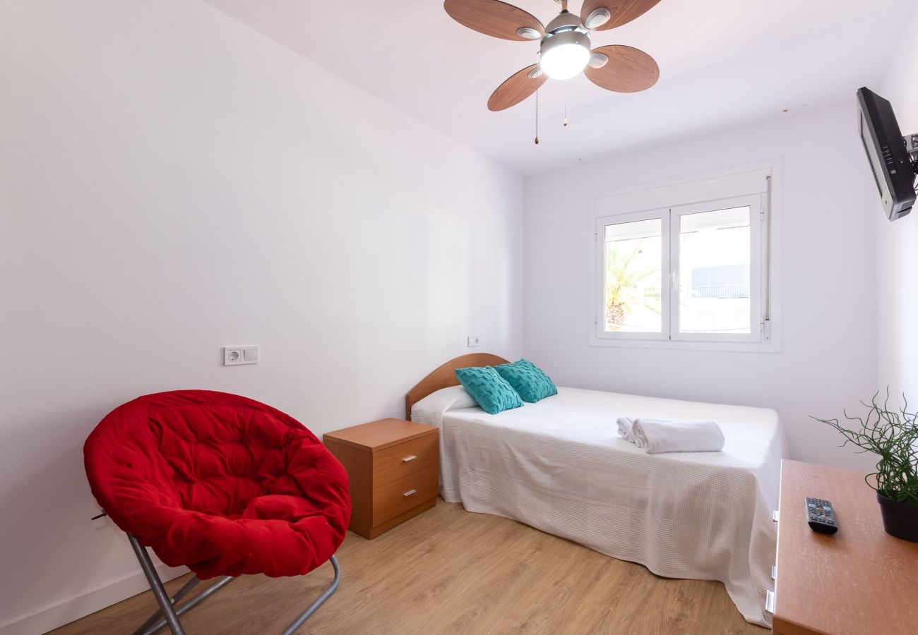 Appartement à La Pineda - ADRIAN Apartment 