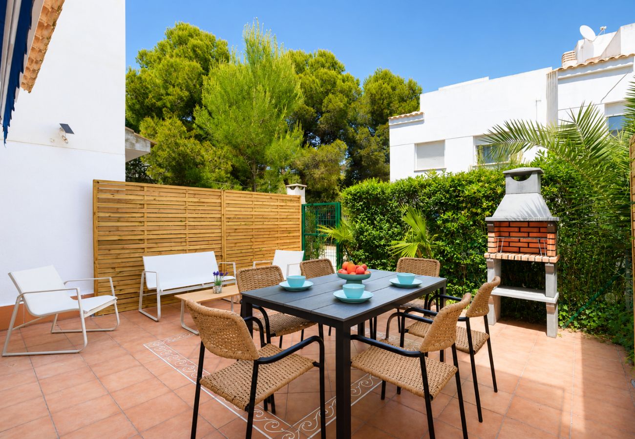 Maison mitoyenne à Salou - Maison Rénovée avec Terrasse et Barbecue