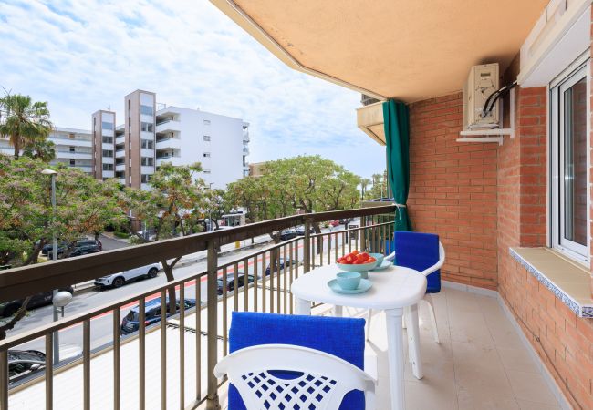  à La Pineda - TECAVI III Apartment