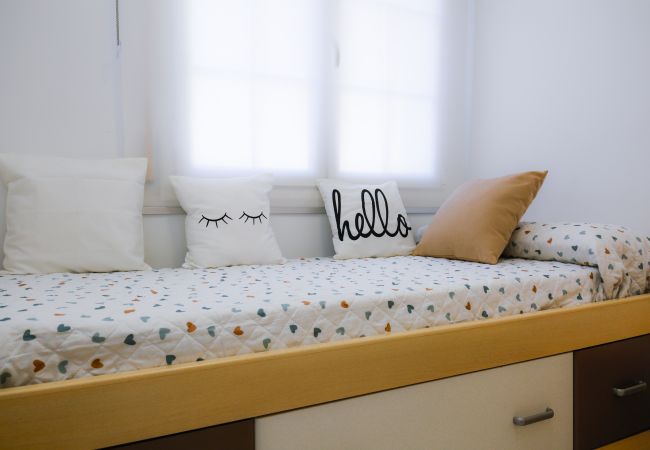 Дом на Cambrils - OXFOR - Terraced House with Communal Pool Дом на Cambrils - OXFOR - Terraced House with Communal Pool