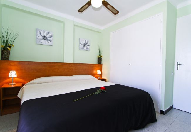 Апартаменты на La Pineda - DMS Apartment Апартаменты на La Pineda - DMS Apartment