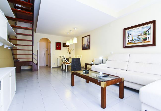Дом на Cambrils - MAGICA Terraced House Дом на Cambrils - MAGICA Terraced House