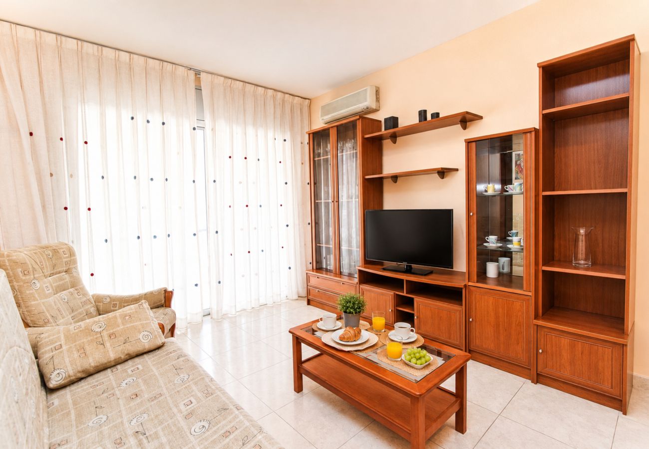 Апартаменты на Ла Пинеда -  ROURA Apartment - Beach 100m