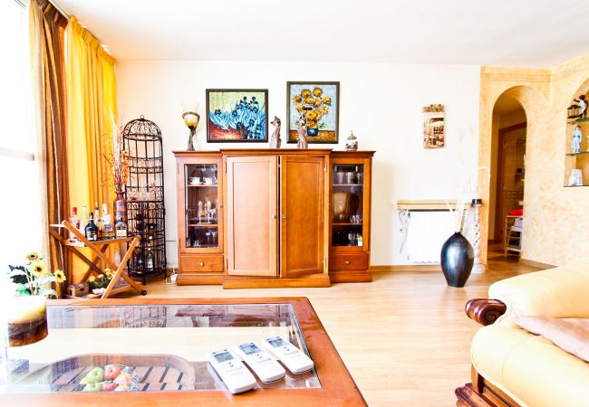 Апартаменты на Salou - RUBENS Duplex - Sea View - Beachfront Апартаменты на Salou - RUBENS Duplex - Sea View - Beachfront