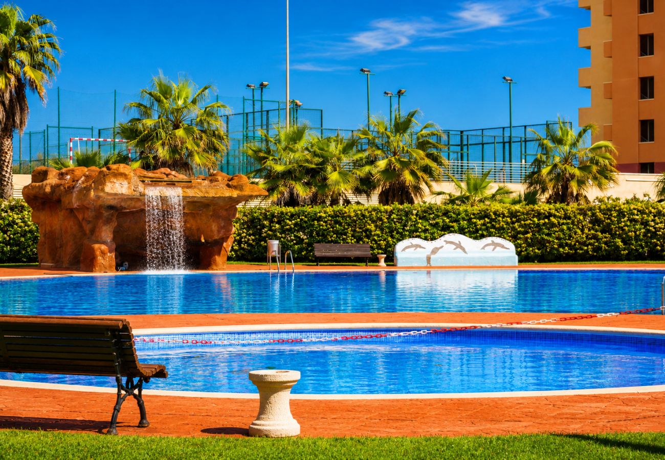 Апартаменты на Ла Пинеда - Family-Friendly Resort Los Juncos | Pool & Beach