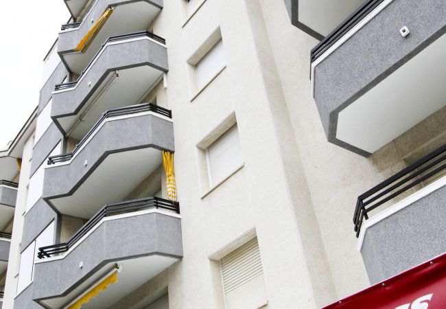 Апартаменты на La Pineda - BAHIA Apartment Апартаменты на La Pineda - BAHIA Apartment