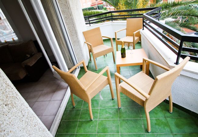 Апартаменты на La Pineda - BAHIA Apartment Апартаменты на La Pineda - BAHIA Apartment