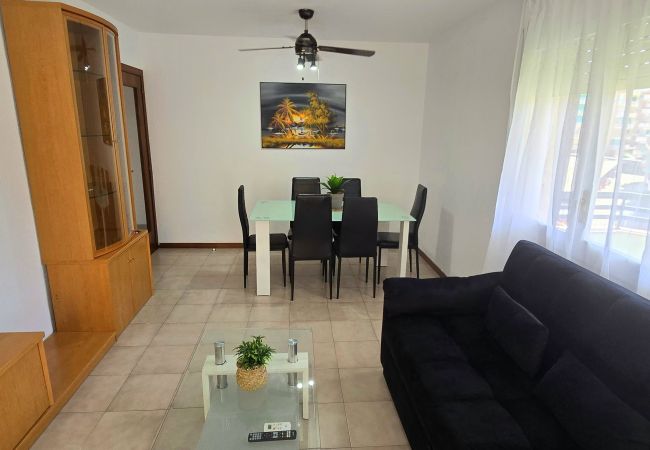 Апартаменты на La Pineda - BAHIA Apartment Апартаменты на La Pineda - BAHIA Apartment