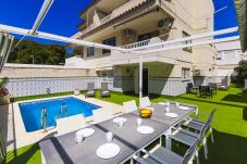Дом на Салоу - MEDITERRANEA с частным бассейном, в 20 м от пляжа